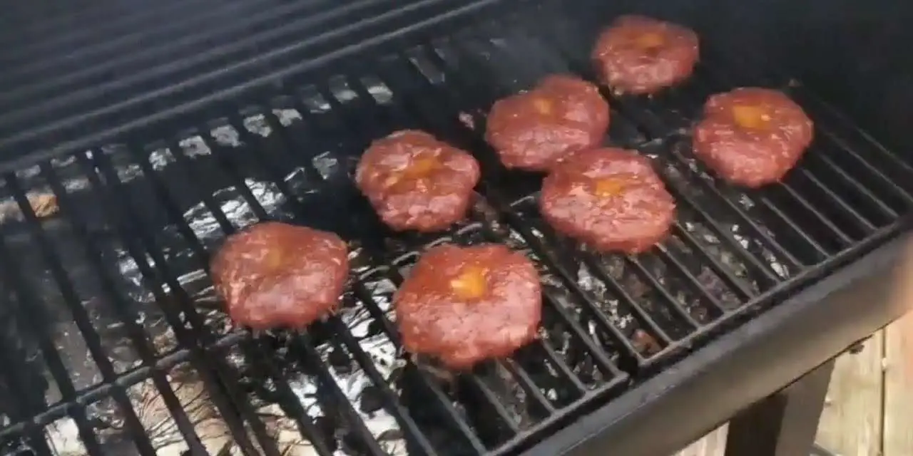 Easiest way to Smoked hamburgers using the pit boss pellet ...